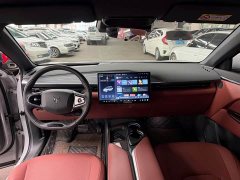 BAIC ARCFOX Alpha T5 Extended Range 1215 Yuan Jing Zhi Xing Version - ფოტო 11