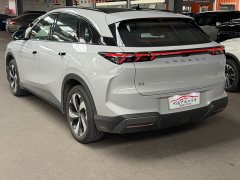 BAIC ARCFOX Alpha T5 Extended Range 1215 Yuan Jing Zhi Xing Version - ფოტო 15