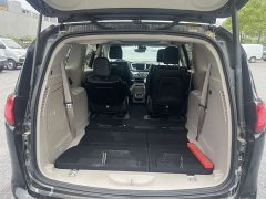 Dodge Caravan Chrysler Pacifica PHEV (Imported) 2019 3.6L Plug-in Hybrid - photo 16