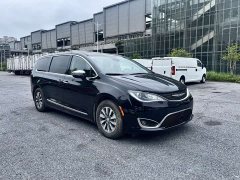 Dodge Caravan Chrysler Pacifica PHEV (Imported) 2019 3.6L Plug-in Hybrid - photo 2