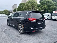 Dodge Caravan Chrysler Pacifica PHEV (Imported) 2019 3.6L Plug-in Hybrid - photo 7