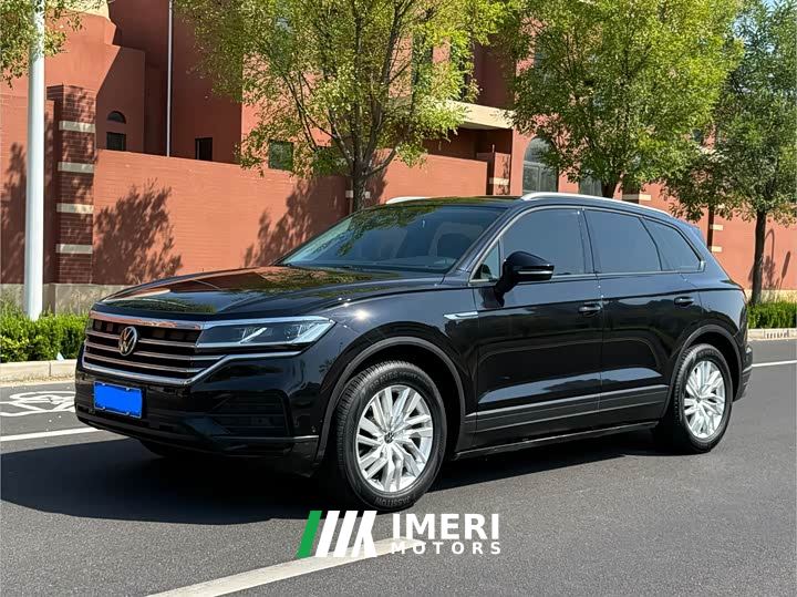 Volkswagen Touareg 2.0TSI Sharp Wing Edition