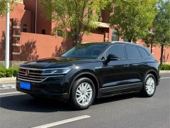 Volkswagen Touareg 2.0TSI Sharp Wing Edition - ფოტო 1
