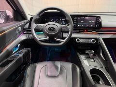 Hyundai Elantra 1.5L CVT GLX Elite - ფოტო 10