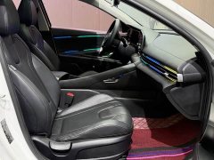 Hyundai Elantra 1.5L CVT GLX Elite - ფოტო 15