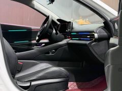 Hyundai Elantra 1.5L CVT GLX Elite - ფოტო 16