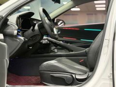 Hyundai Elantra 1.5L CVT GLX Elite - ფოტო 7
