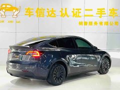 Tesla Model Y Rear-Wheel Drive - ფოტო 3