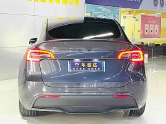 Tesla Model Y Rear-Wheel Drive - ფოტო 4