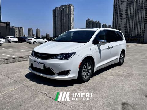 2025 Dodge Caravan Chrysler Pacifica PHEV (Imported) 2019 3.6L Plug-in Hybrid - car from China