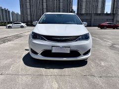 Dodge Caravan Chrysler Pacifica PHEV (Imported) 2019 3.6L Plug-in Hybrid - photo 3