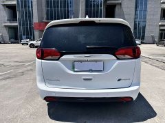 Dodge Caravan Chrysler Pacifica PHEV (Imported) 2019 3.6L Plug-in Hybrid - photo 6