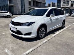 Dodge Caravan Chrysler Pacifica PHEV (Imported) 2019 3.6L Plug-in Hybrid - ფოტო 1