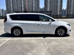 Dodge Caravan Chrysler Pacifica PHEV (Imported) 2019 3.6L Plug-in Hybrid - ფოტო 3