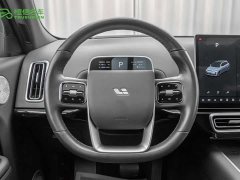 Li Auto L7 Air - ფოტო 17