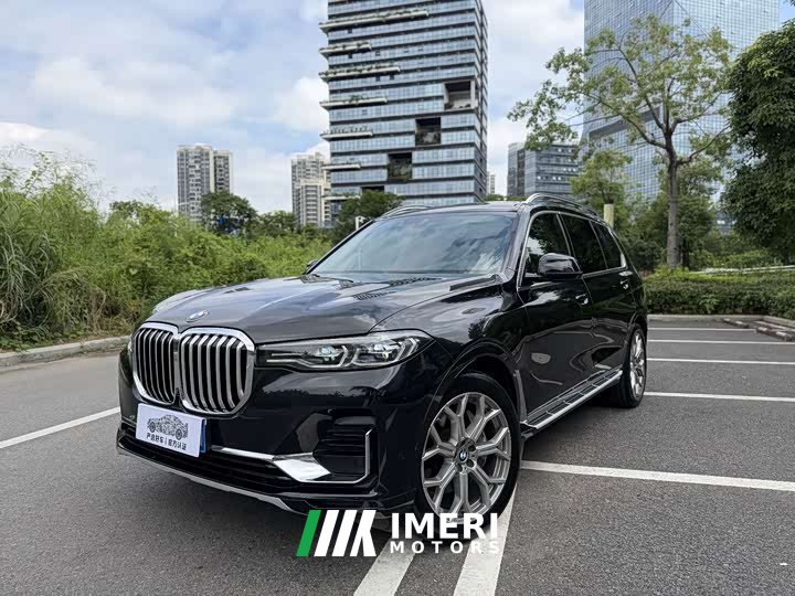 BMW X7 Facelift xDrive40i Premier Luxury Package - ავტომობილი ჩინეთიდან
