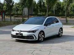 Volkswagen Golf GTI 380TSI DSG GTI - ფოტო 1