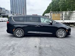 Dodge Caravan Chrysler Pacifica PHEV (Imported) 2019 3.6L Plug-in Hybrid - ფოტო 4