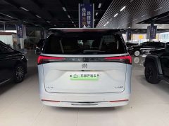 Buick GL8 New Energy Lusang Respect Edition - ფოტო 13