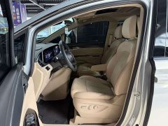 Buick GL8 New Energy Lusang Respect Edition - ფოტო 4