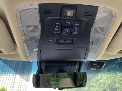 Toyota Vellfire 2021 Crown Hybrid 2.5L HV Premium Edition - ფოტო 14