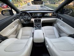 Li Auto ONE Extended Range 6-Seater - ფოტო 11