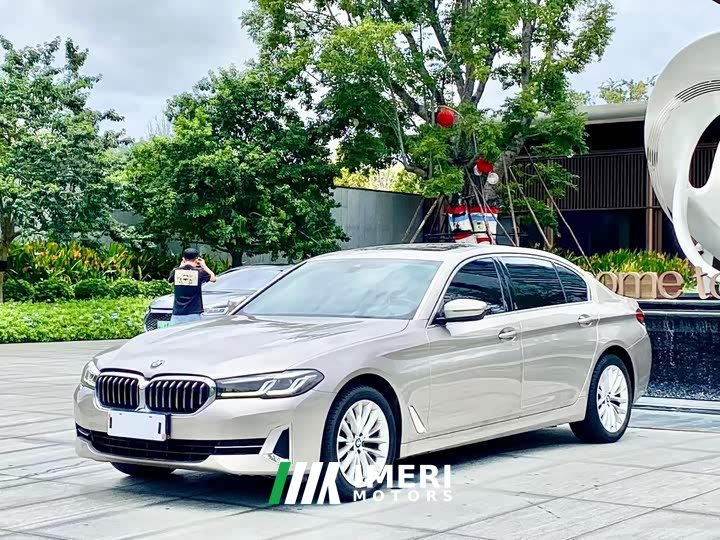 BMW 5 Series 2022 Facelift 525Li Luxury Package - ავტომობილი ჩინეთიდან