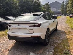 Ford Mondeo 2.0T EcoBoost E Hybrid Sport ST-Line - ფოტო 8