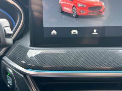 Ford Focus Hatchback EcoBoost 180 Automatic ST Line - ფოტო 15