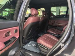 NIO ES8 100kWh Pilot Edition Six-Seater - ფოტო 8