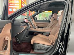 NIO ES8 75kWh Executive - ფოტო 9
