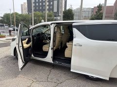 Toyota Alphard Hybrid 2.5L Premium Edition - ფოტო 15