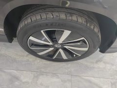 Volkswagen Touareg 300TSI FWD Moonlight Edition - ფოტო 6
