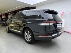 Lincoln Aviator 3.0T V6 AWD Premium - ფოტო 9