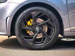 SAIC MG6 2021 Pro 1.5T Automatic Trophy Premier Edition - ფოტო 5