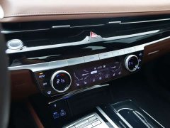 Genesis G80 2.5T RWD Luxury - photo 13