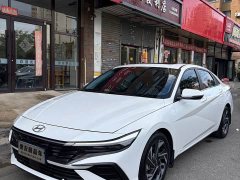 Hyundai Elantra 1.5L CVT Luxury - ფოტო 1