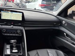 Hyundai Elantra 1.5L CVT Luxury - ფოტო 10