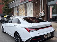 Hyundai Elantra 1.5L CVT Luxury - ფოტო 6