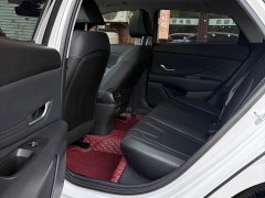 Hyundai Elantra 1.5L CVT Luxury - ფოტო 8