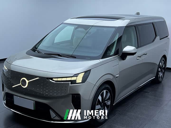 Volvo EM90 2025 Ultra Six-Seater - ავტომობილი ჩინეთიდან