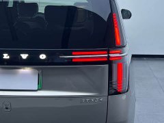 Volvo EM90 2025 Ultra Six-Seater - ფოტო 12