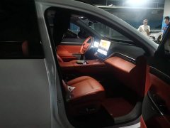 Dongfeng eπ008 210Max Extended Range 6-Seater - ფოტო 8