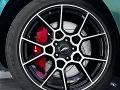 Aston Martin DBX 2020 4.0T V8 - ფოტო 8