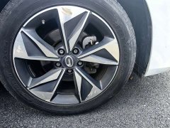 GAC Aion M6 PRO 270T DCT Elite - ფოტო 14