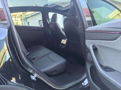 Tesla Model Y Rear-Wheel Drive - ფოტო 11