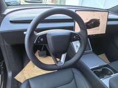 Tesla Model Y Rear-Wheel Drive - ფოტო 15