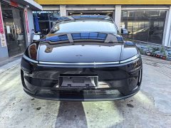 Tesla Model Y Rear-Wheel Drive - ფოტო 2