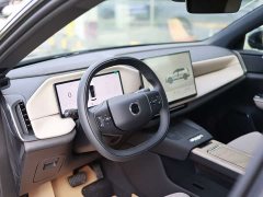 Volvo XC70 Plug-in Hybrid AWD Extended Range Plus - ფოტო 3