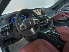 BMW 5 Series 530Li Premier M Sport Package - ფოტო 11